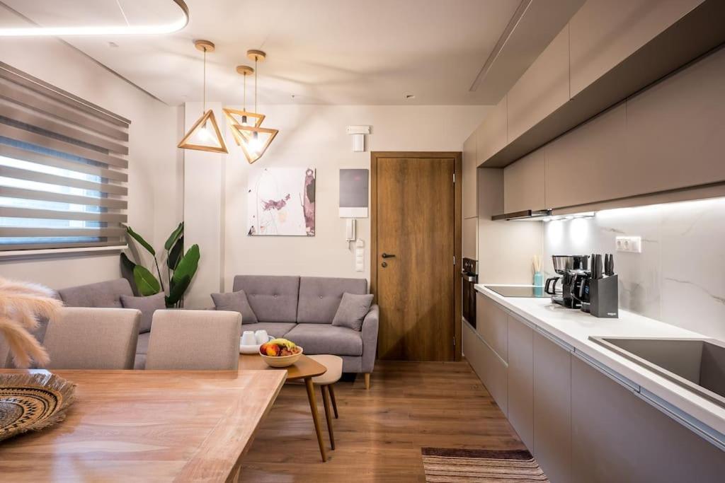 Amalia'S Luxury Apartment 2 Héraklion Extérieur photo